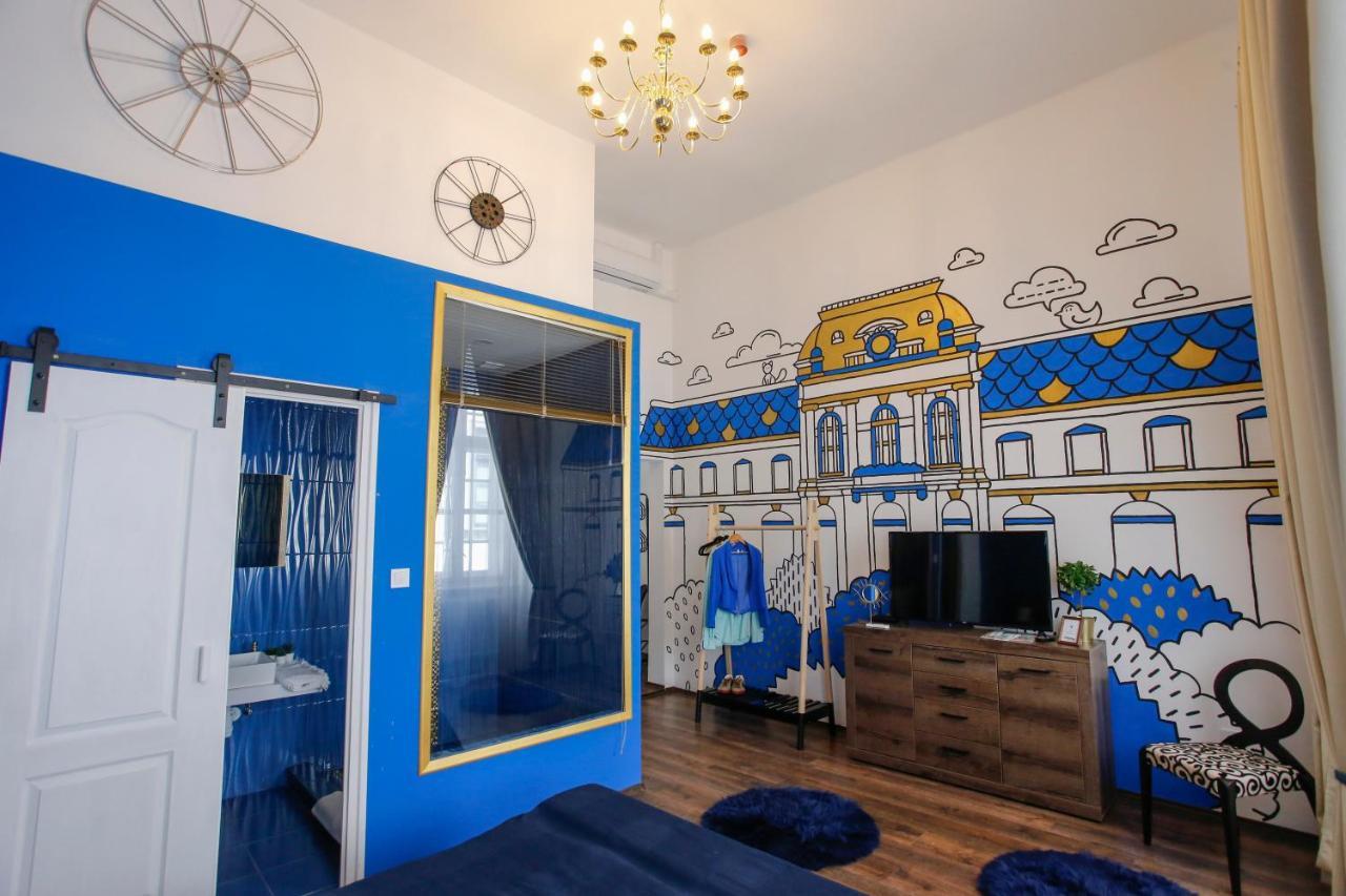 Uránia Apartmanház Eger Esterno foto