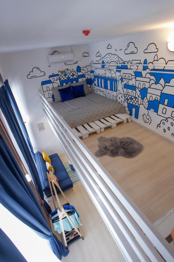 Uránia Apartmanház Eger Esterno foto