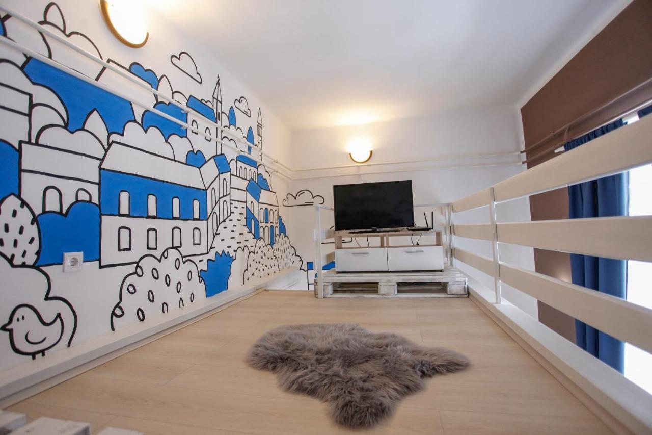 Uránia Apartmanház Eger Esterno foto